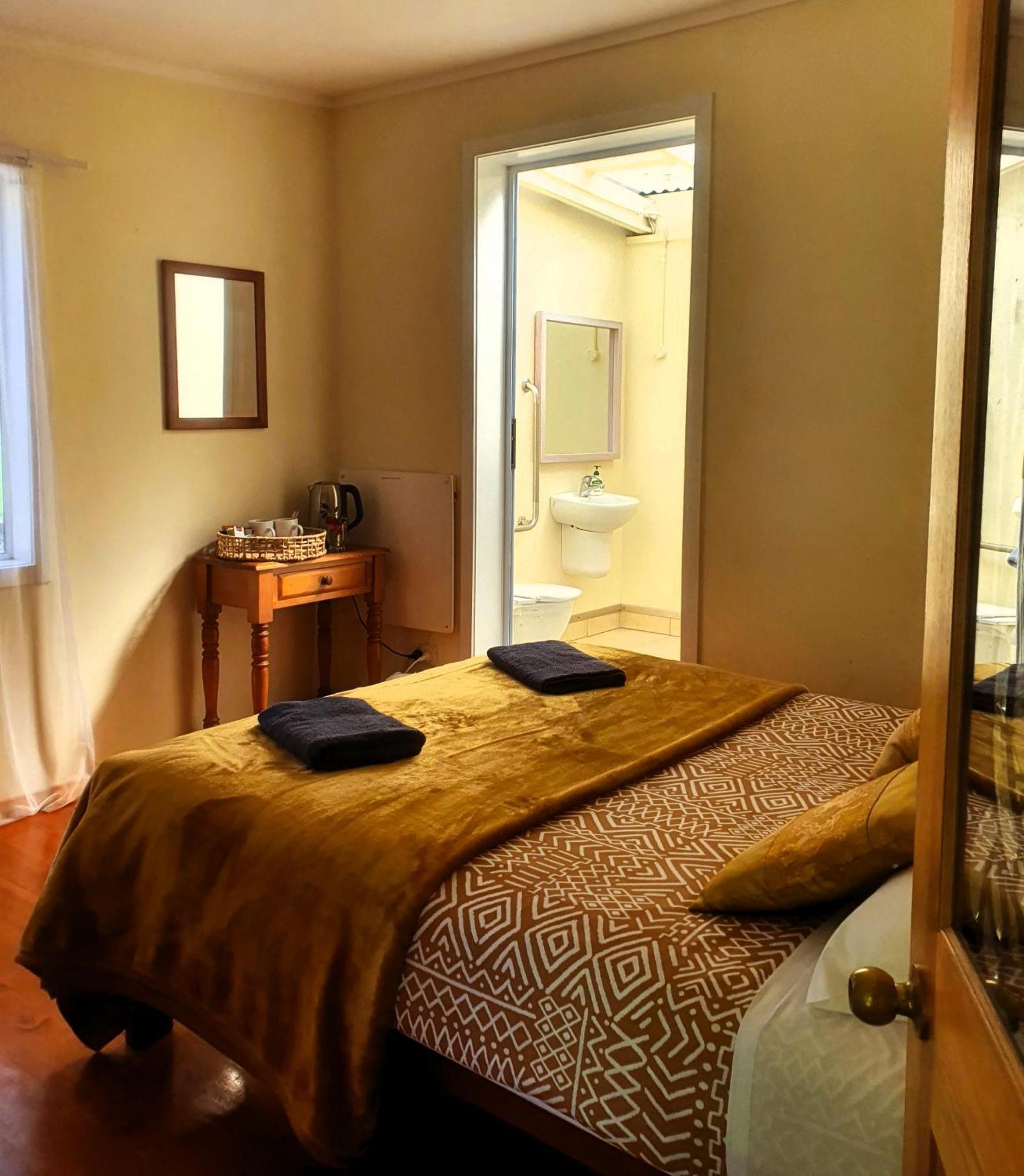 Kawai Purapura Yoga Retreat Centre Hotell Auckland Exteriör bild